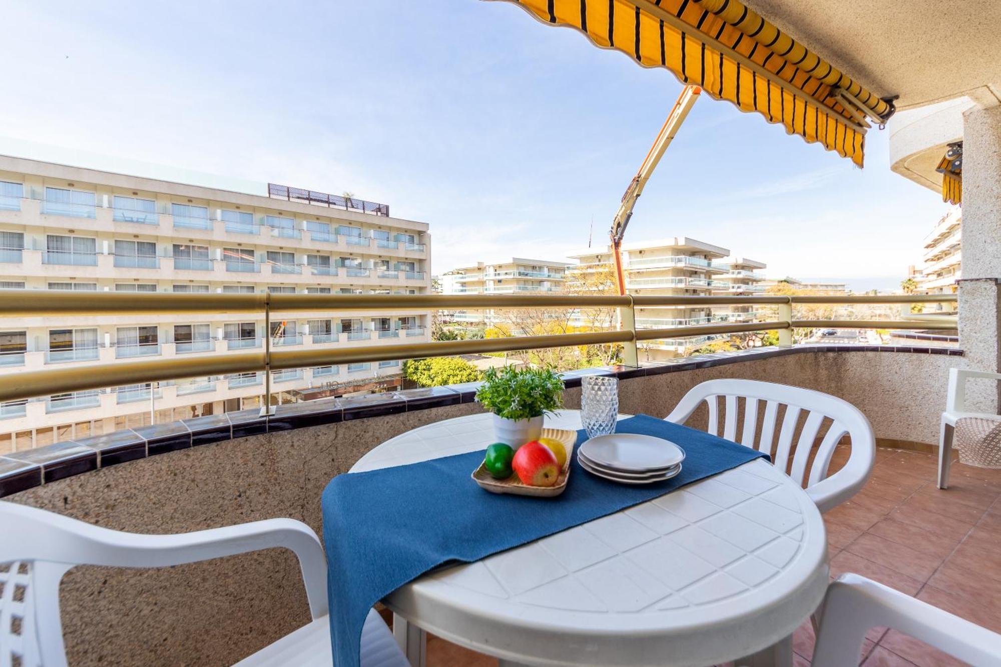 Apartamentos Cordoba Arysal Салоу Екстериор снимка