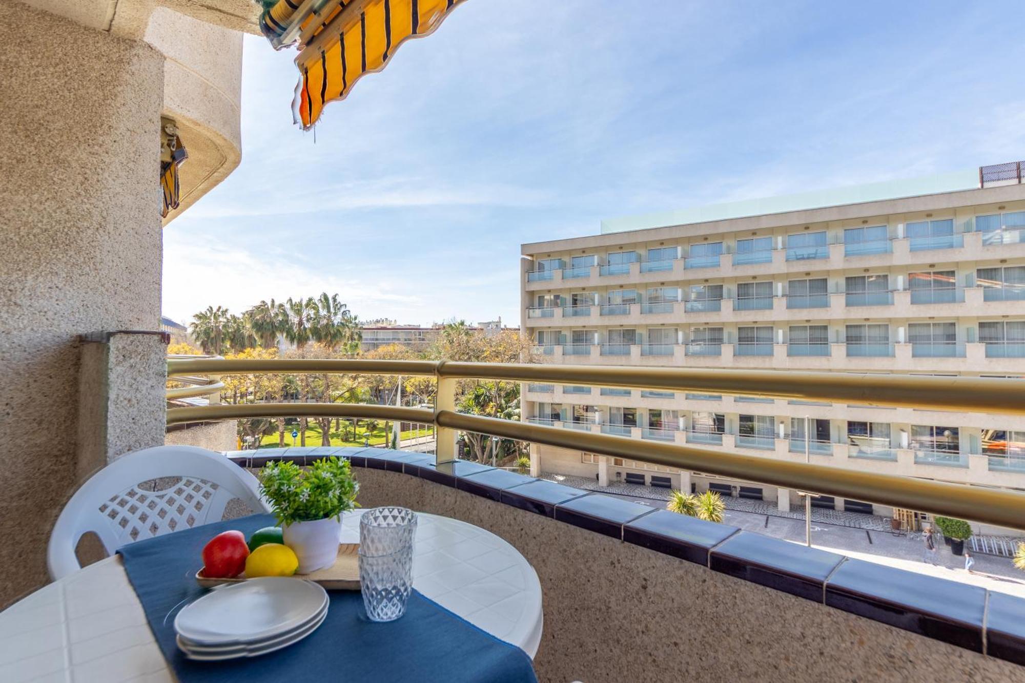 Apartamentos Cordoba Arysal Салоу Екстериор снимка